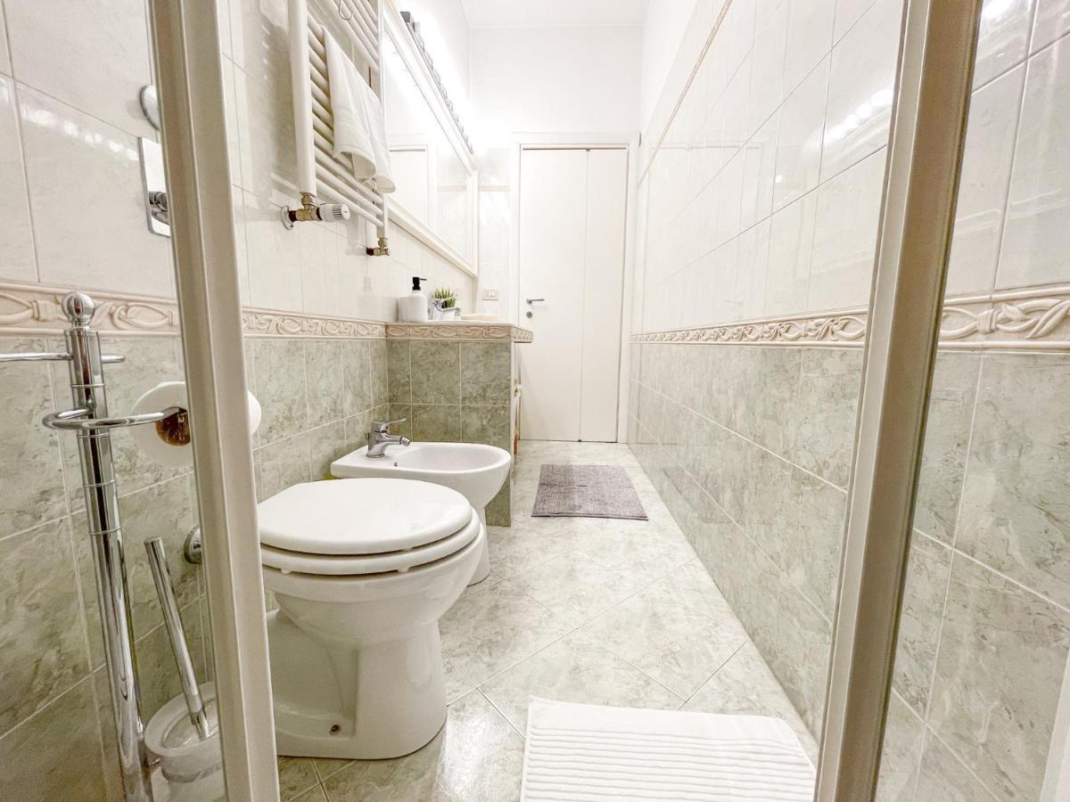 Sebino Guest House Milan Exterior photo
